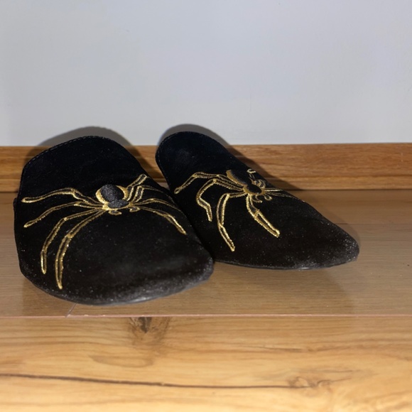 ZARA Trafaluc BLACK VELVET Mules Flats w GOLD SPIDER - Picture 4 of 10